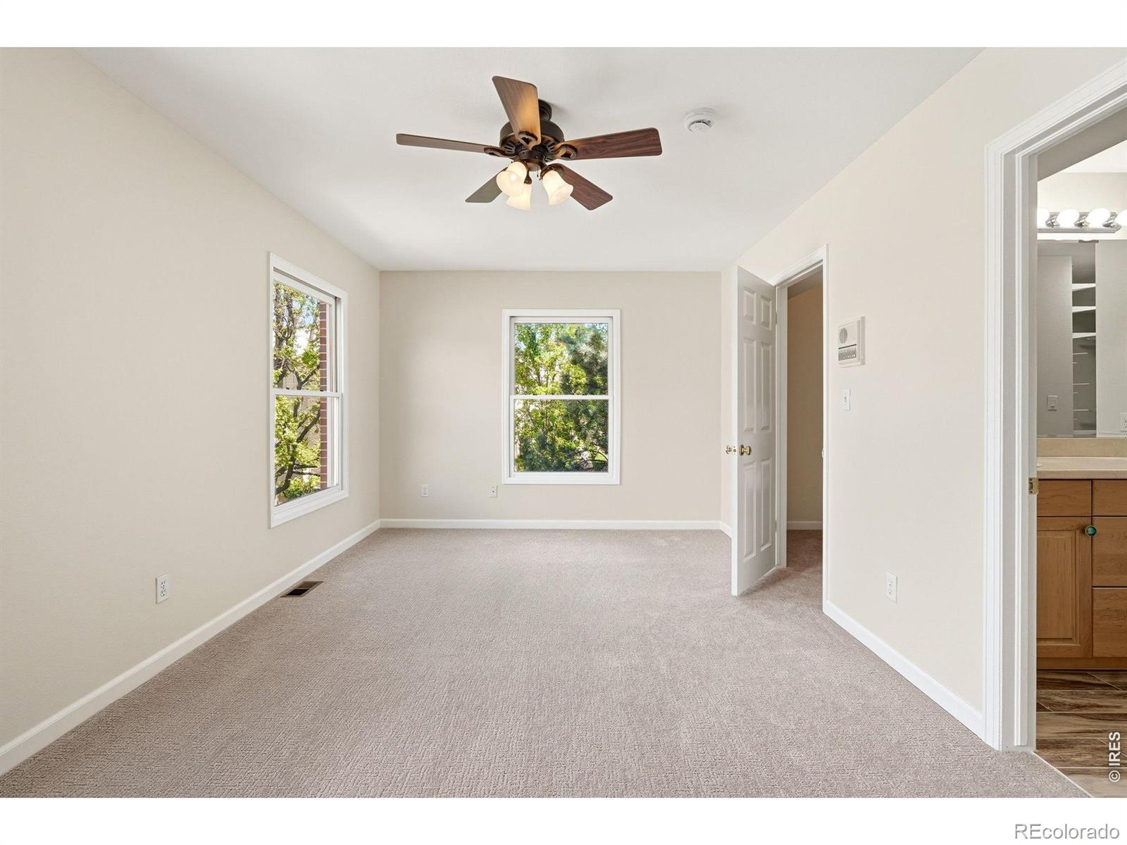 MLS Image #22 for 944  ivanhoe street,denver, Colorado