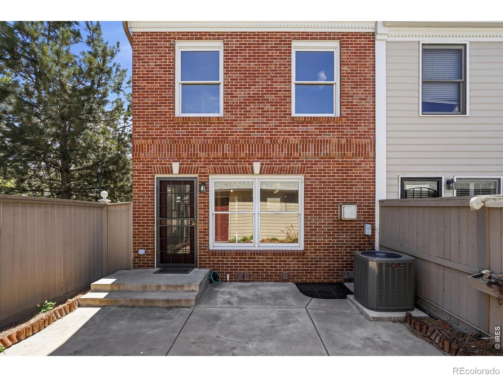 MLS Image #44 for 944  ivanhoe street,denver, Colorado