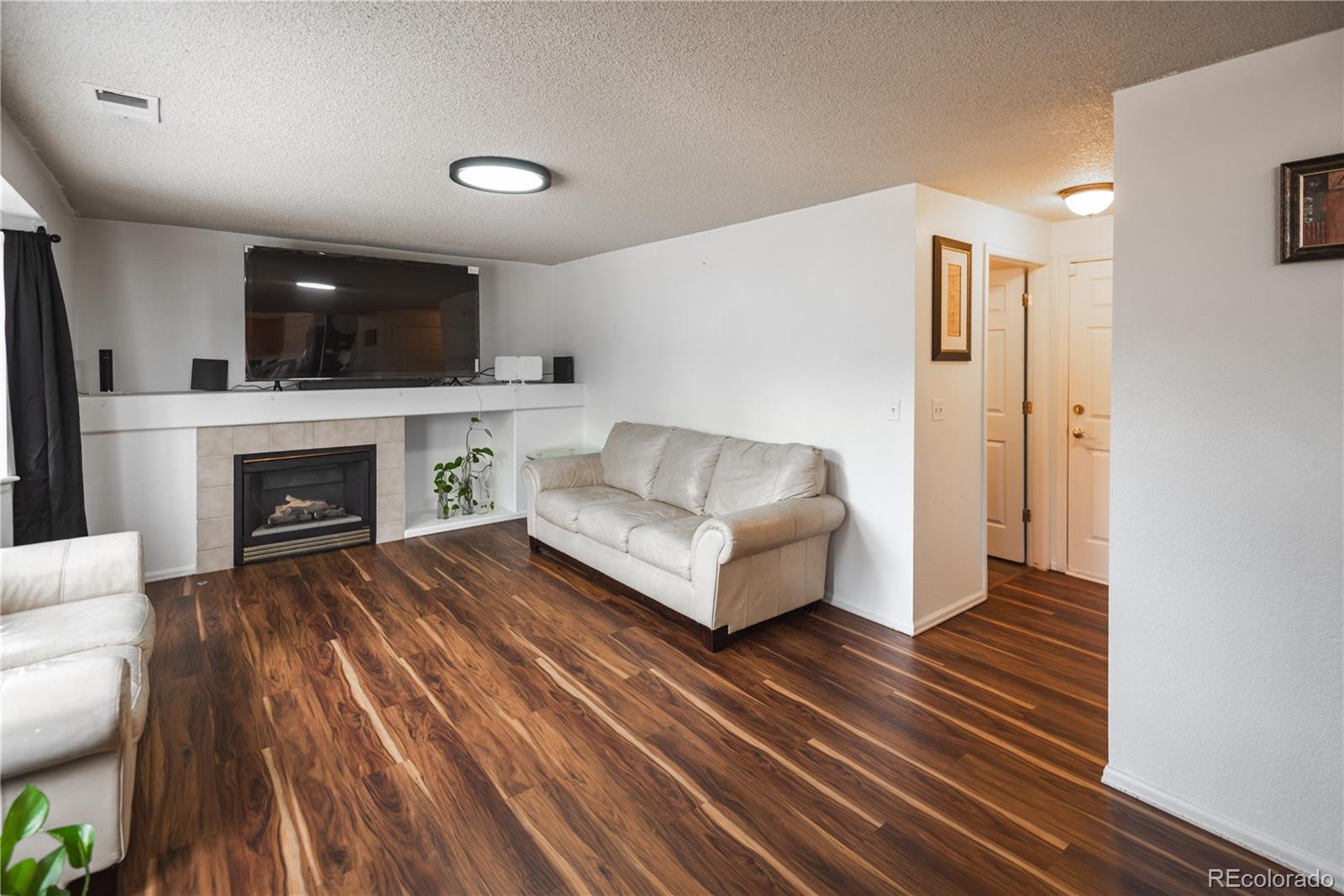 MLS Image #13 for 15002 e 50th drive,denver, Colorado