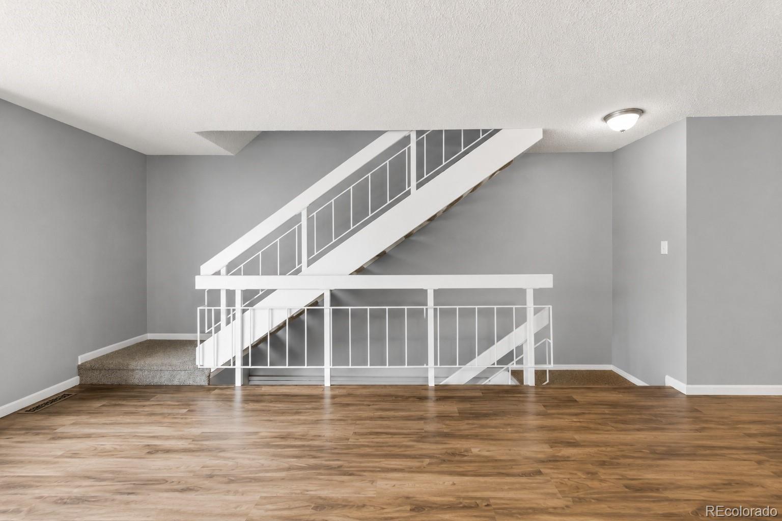 MLS Image #10 for 488 e highline circle,centennial, Colorado