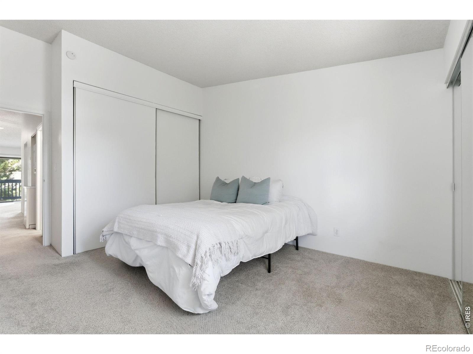 MLS Image #15 for 532  oakwood drive,castle rock, Colorado