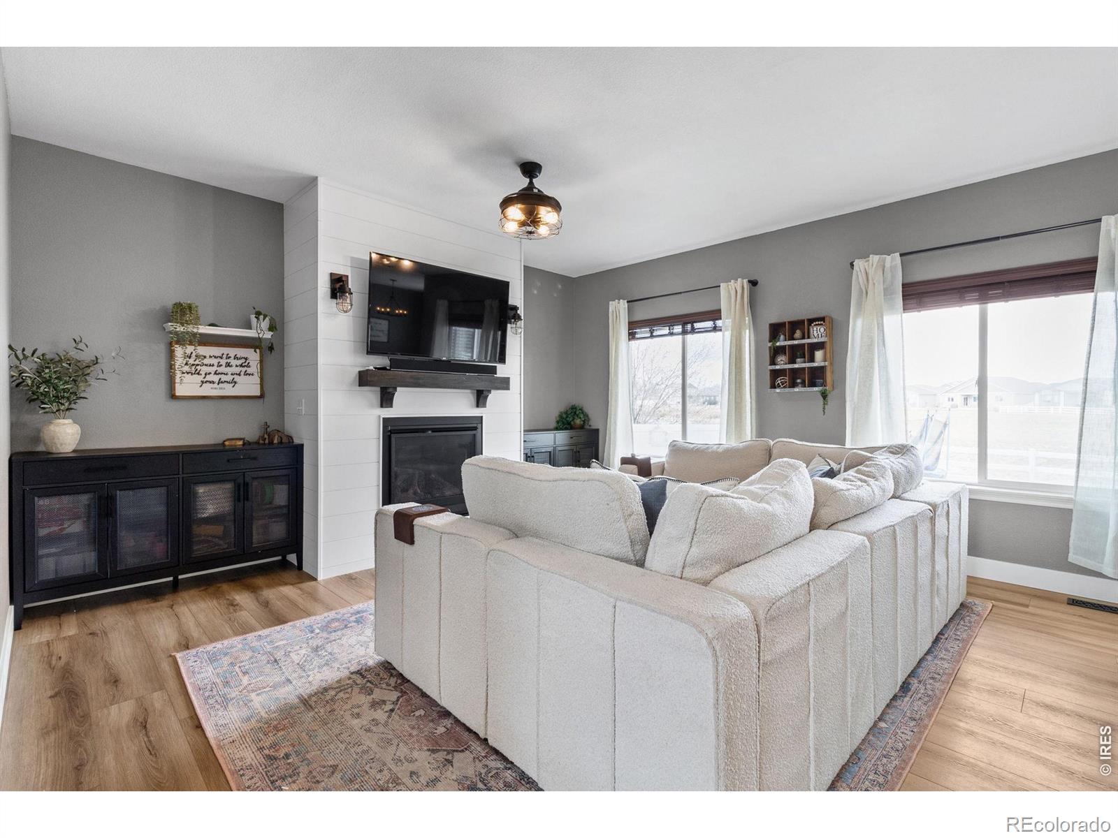 MLS Image #5 for 623  vermilion peak drive,windsor, Colorado