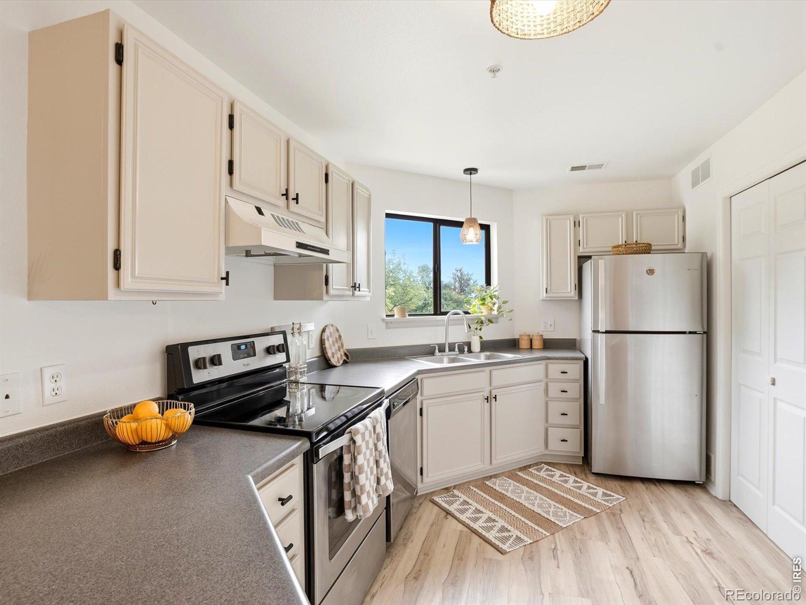 MLS Image #18 for 4945  twin lakes road,boulder, Colorado