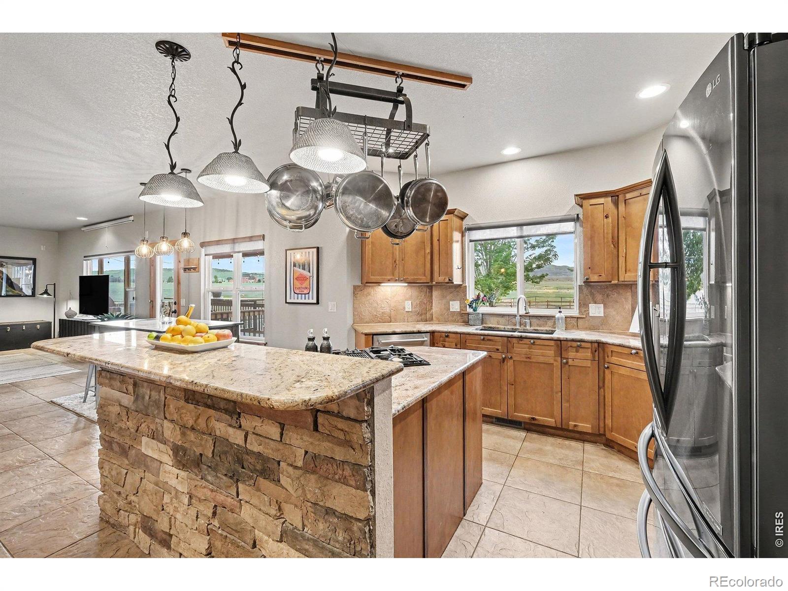 MLS Image #11 for 1441  shelby drive,berthoud, Colorado