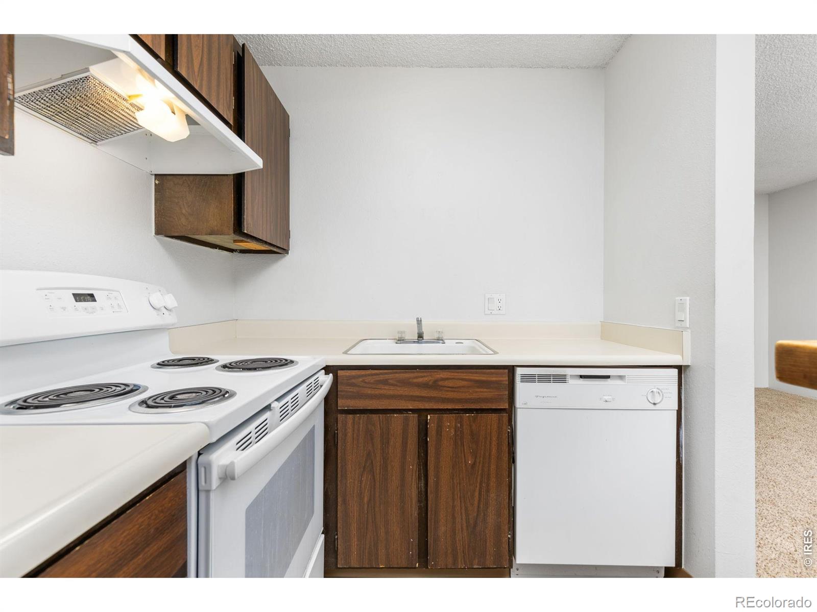 MLS Image #8 for 3161  madison avenue,boulder, Colorado