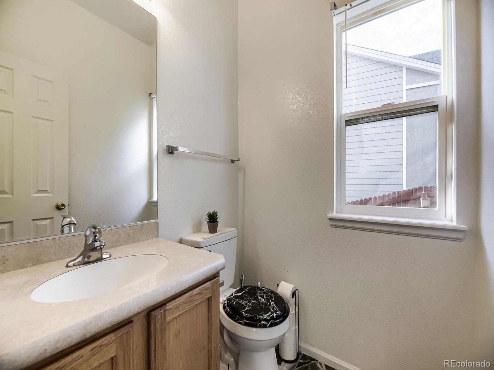 MLS Image #13 for 5753 s rome street,aurora, Colorado