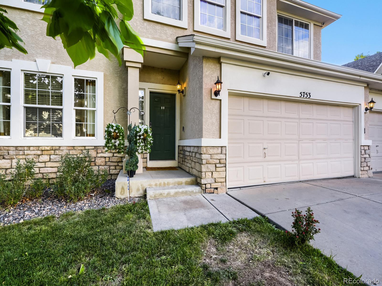 MLS Image #2 for 5753 s rome street,aurora, Colorado