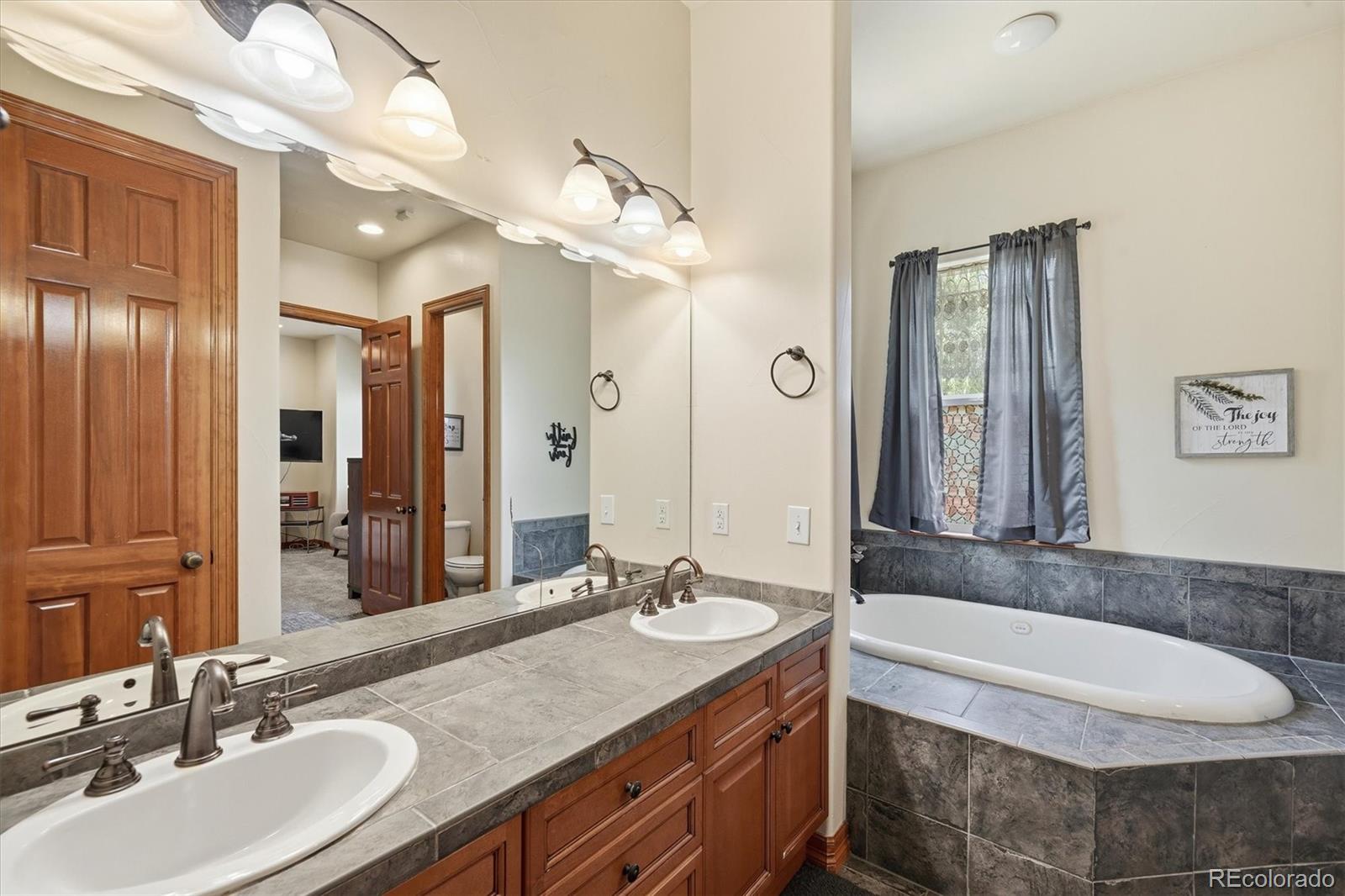MLS Image #18 for 11402  chambers drive,commerce city, Colorado