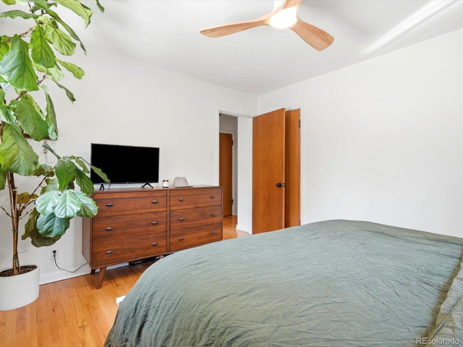 MLS Image #11 for 3863  perry street,denver, Colorado