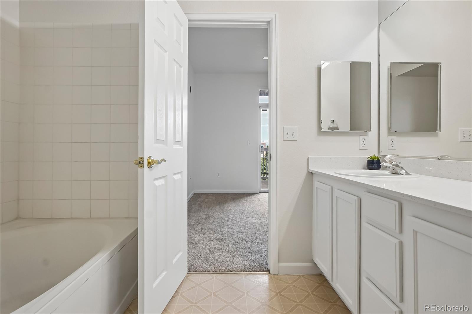 MLS Image #18 for 7440 s blackhawk street 11-203,englewood, Colorado