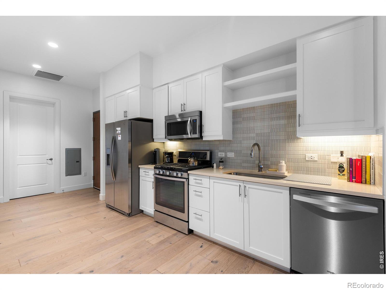 MLS Image #4 for 3301  arapahoe avenue,boulder, Colorado