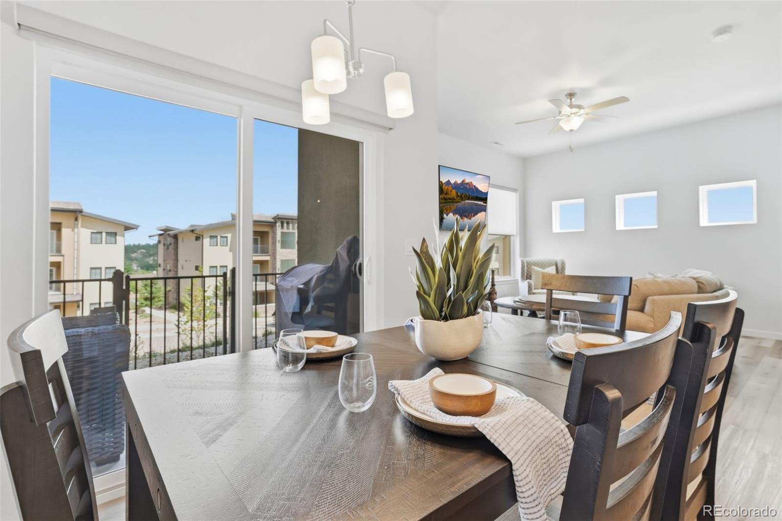 MLS Image #8 for 5835  villa lorenzo drive,colorado springs, Colorado