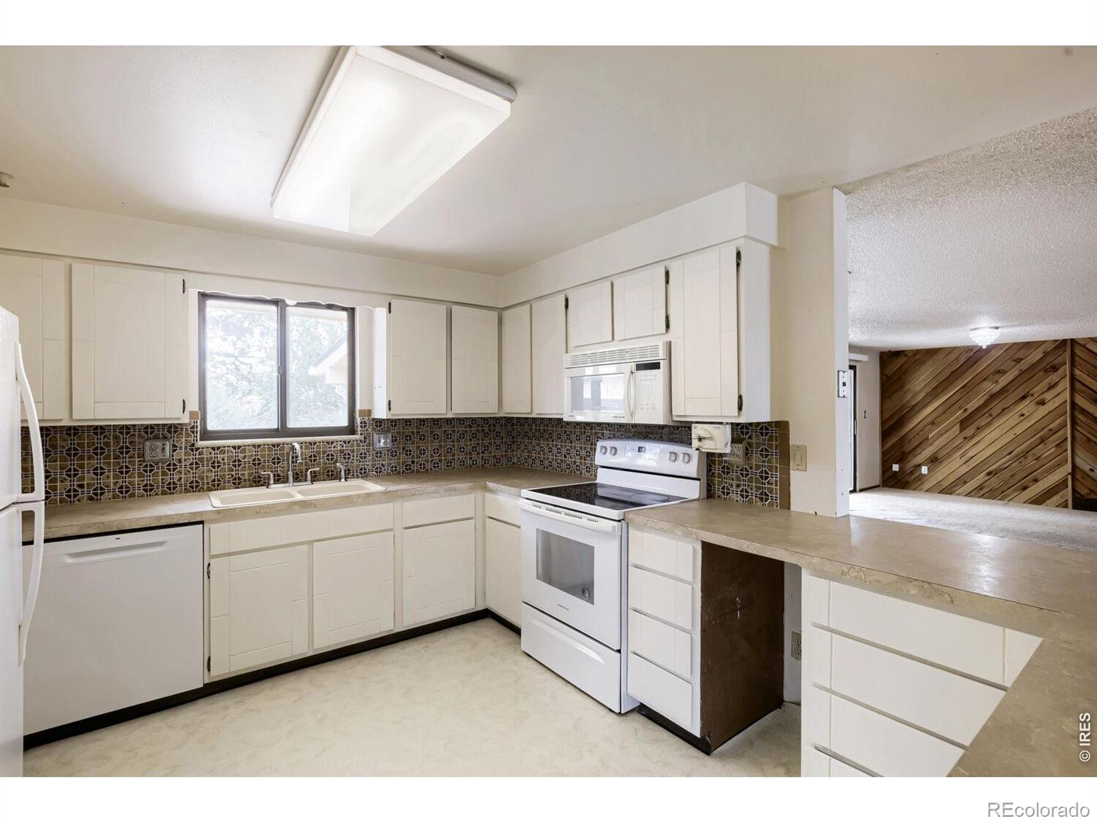 MLS Image #10 for 229  22nd street,loveland, Colorado