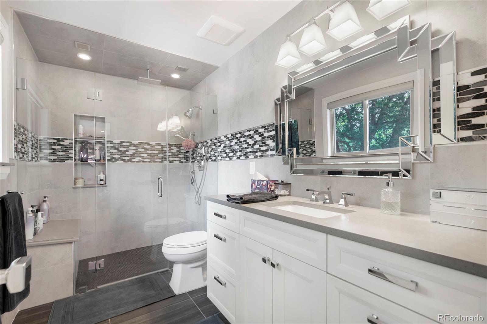 MLS Image #3 for 7649 s cedar circle,littleton, Colorado
