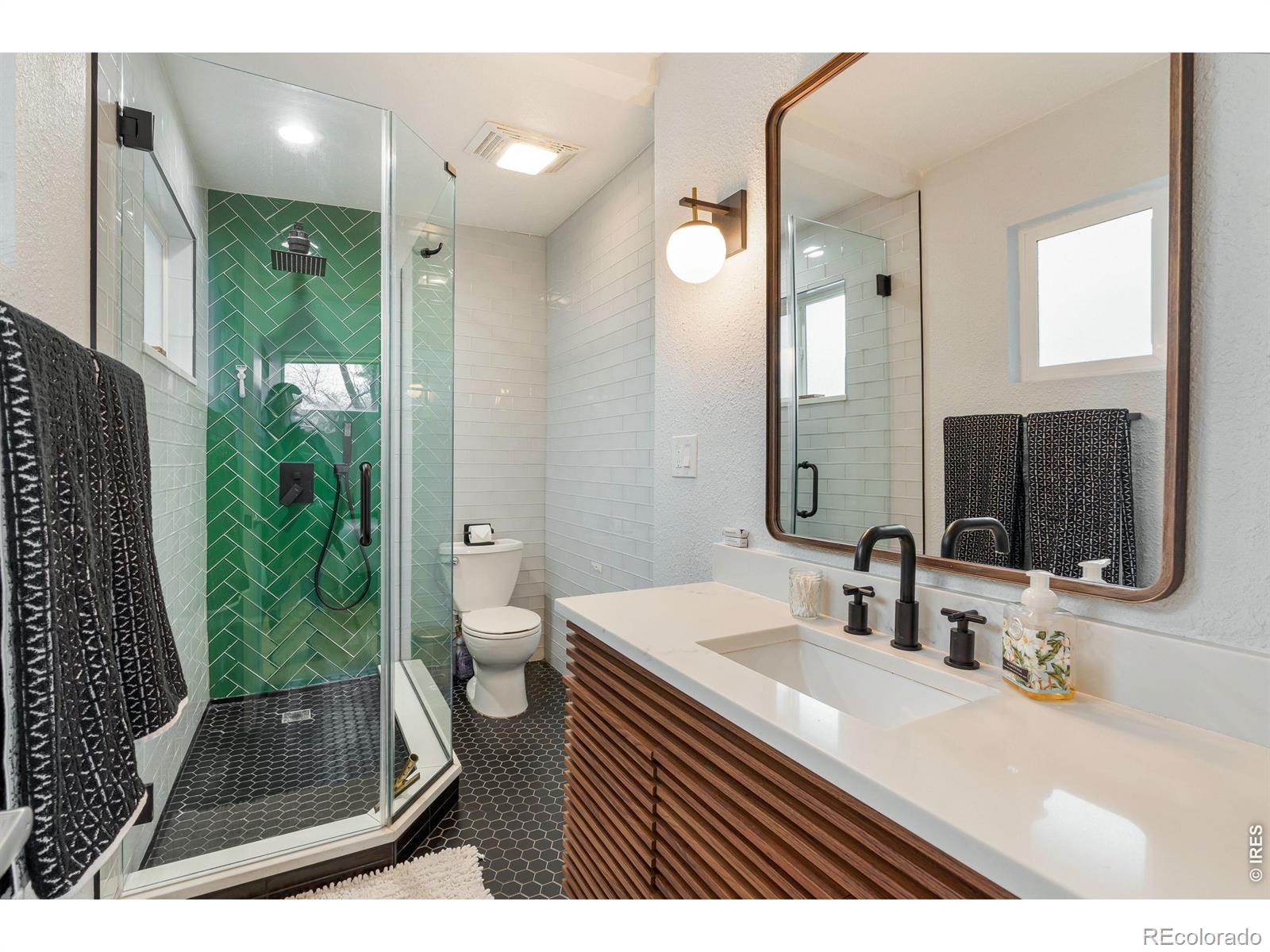MLS Image #16 for 2795 e euclid avenue,centennial, Colorado