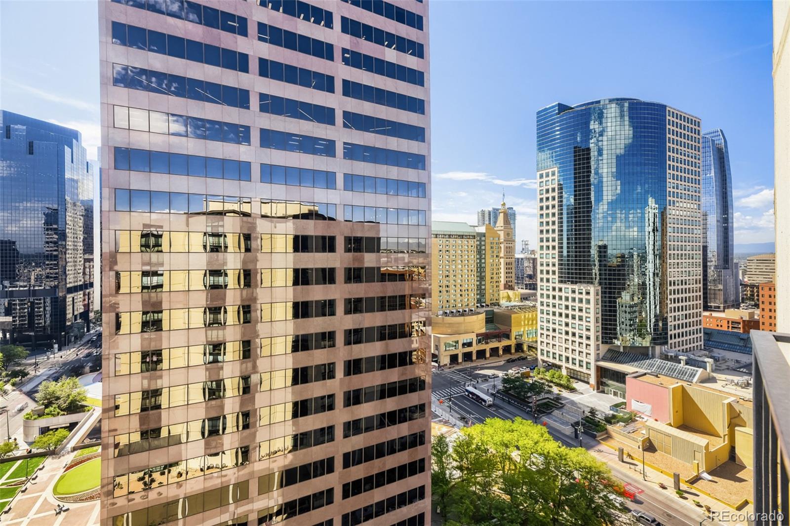 MLS Image #2 for 1777  larimer street 2105,denver, Colorado