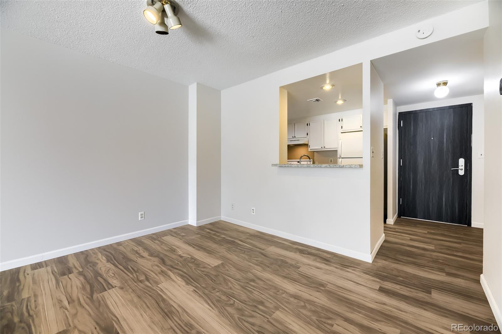 MLS Image #4 for 1777  larimer street 2105,denver, Colorado