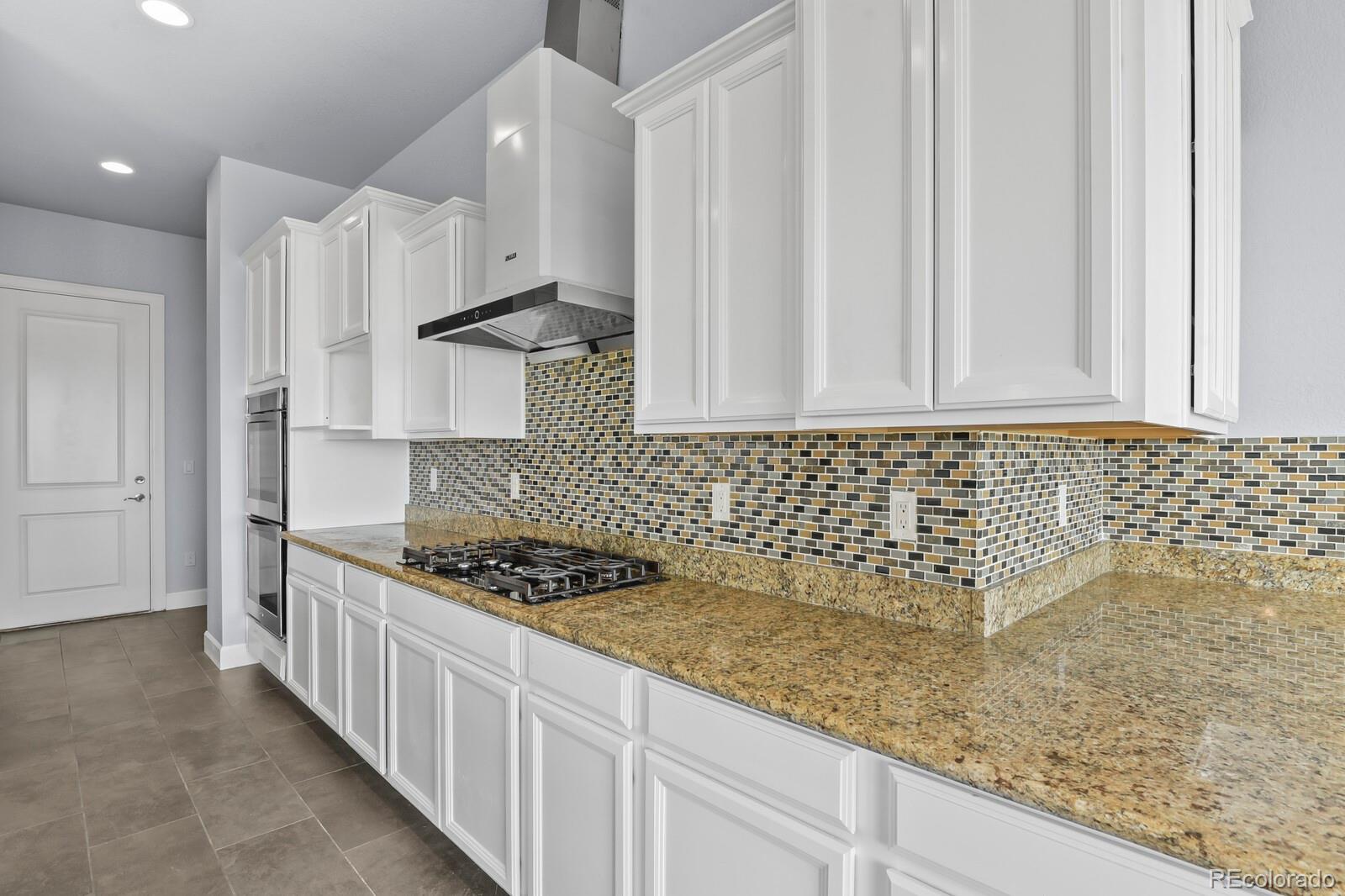 MLS Image #11 for 9781  cantabria point,lone tree, Colorado