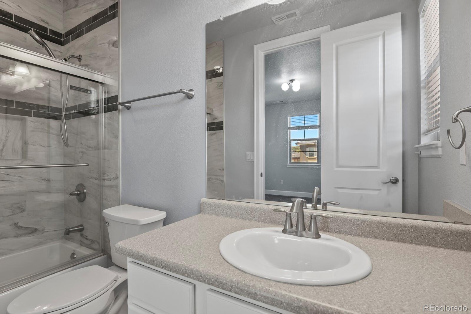 MLS Image #29 for 9781  cantabria point,lone tree, Colorado