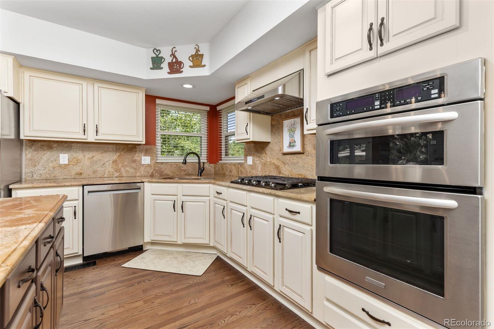 MLS Image #11 for 2263  indian paintbrush circle,highlands ranch, Colorado