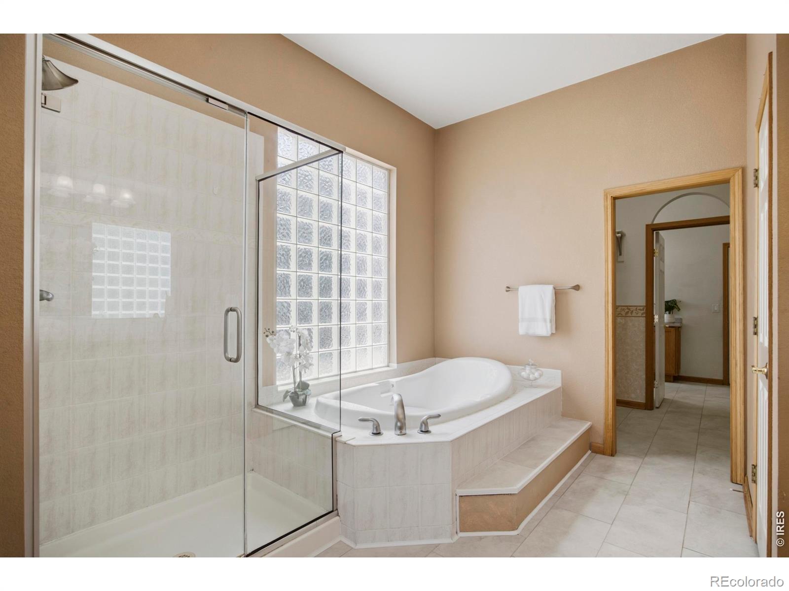 MLS Image #24 for 535  lakeside place,windsor, Colorado