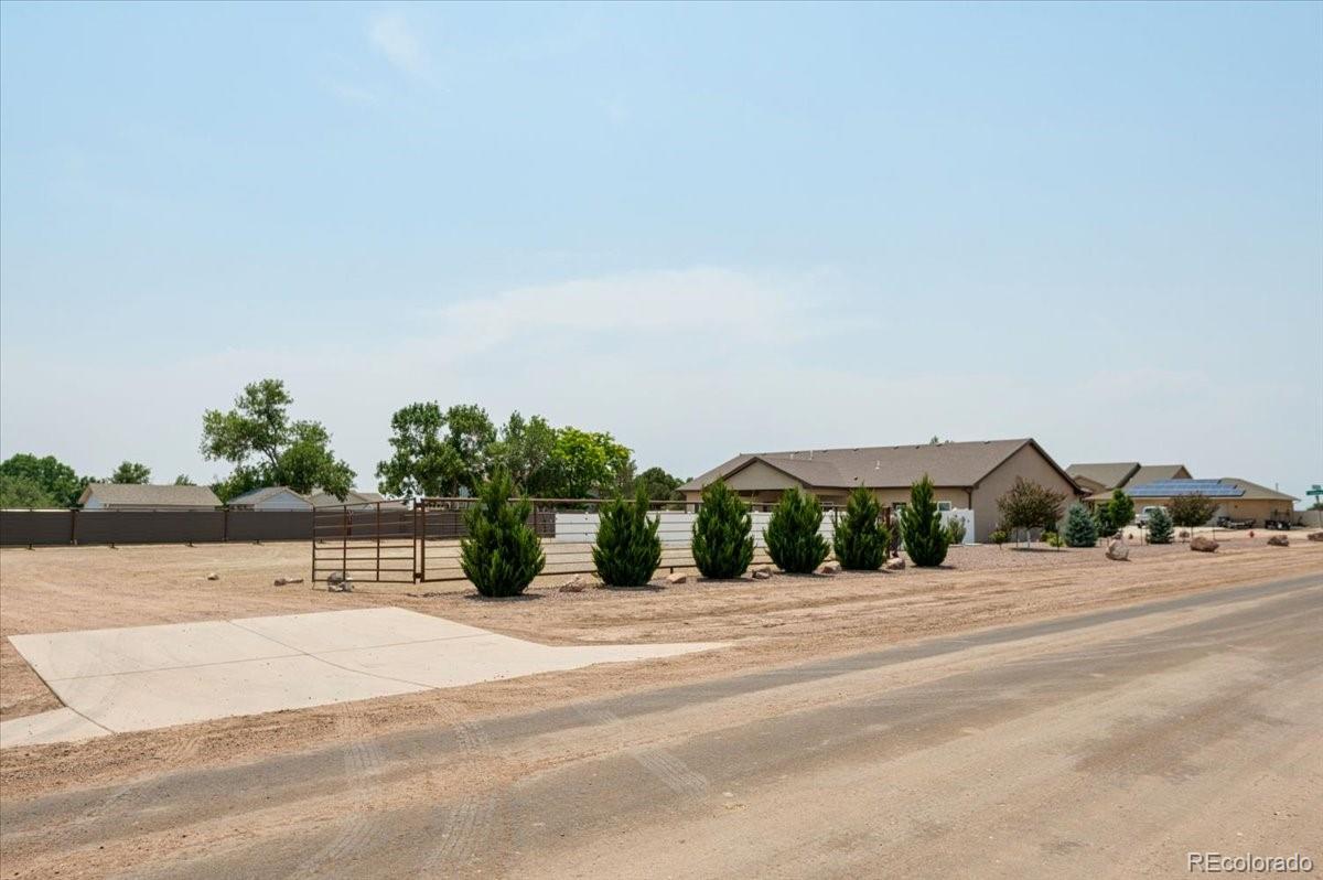 MLS Image #39 for 606 s calaveras drive,pueblo, Colorado