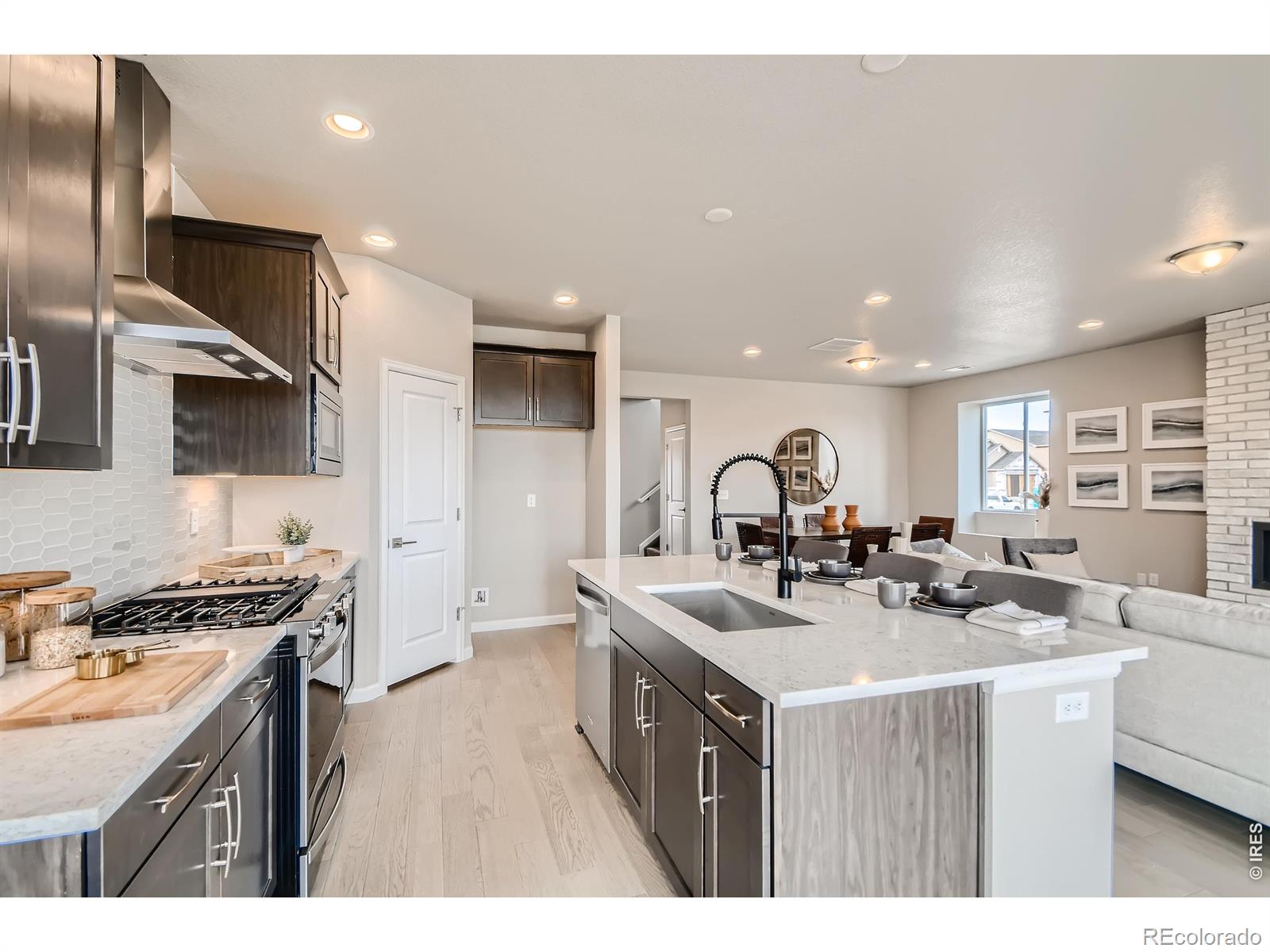 MLS Image #10 for 233  sugar beet lane,berthoud, Colorado
