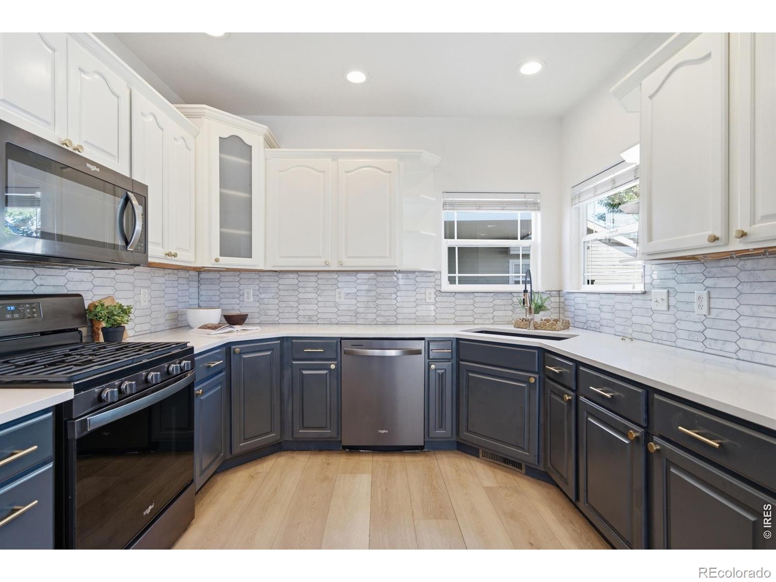MLS Image #13 for 1126  crescent drive,windsor, Colorado