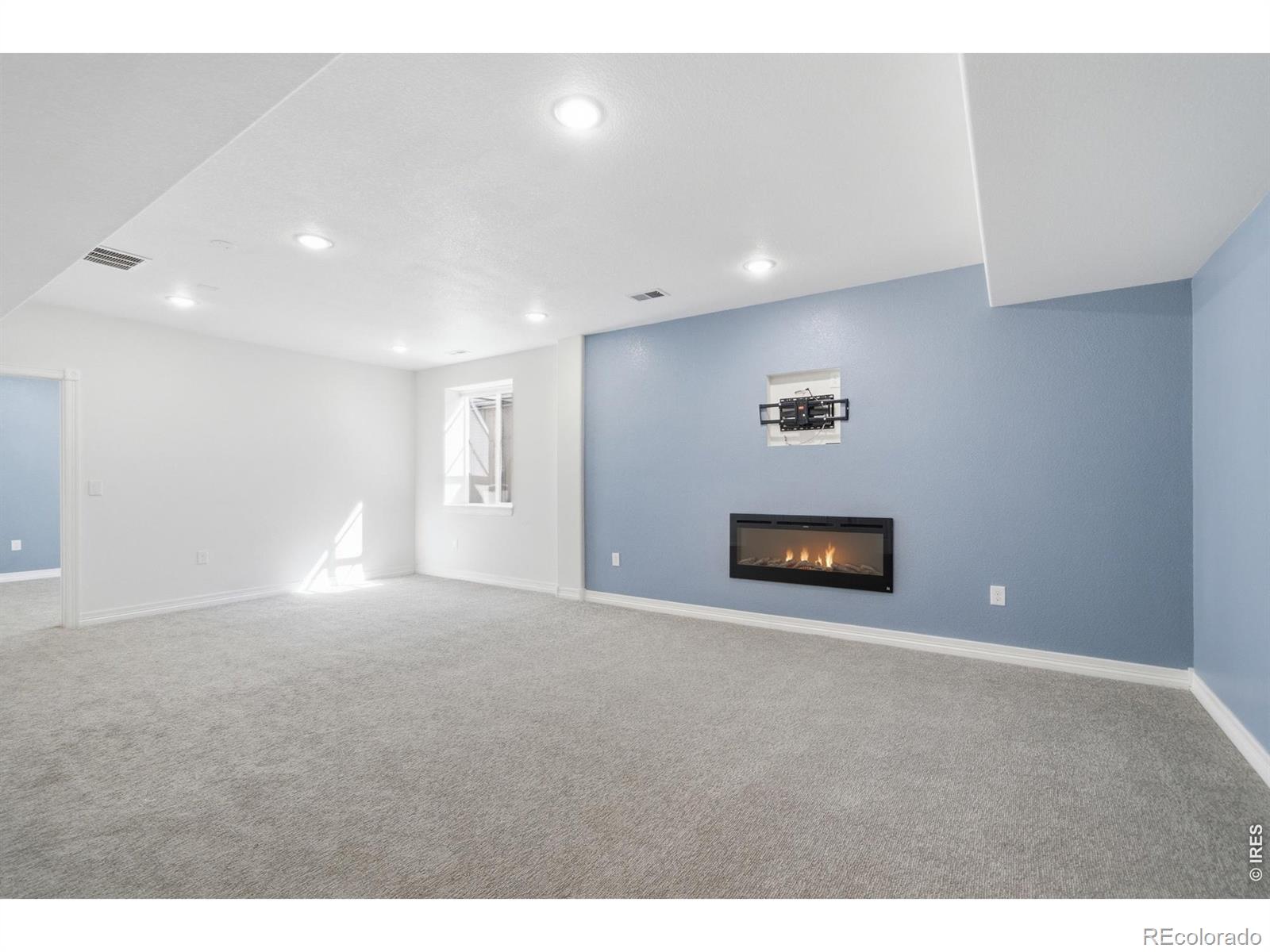 MLS Image #30 for 1126  crescent drive,windsor, Colorado