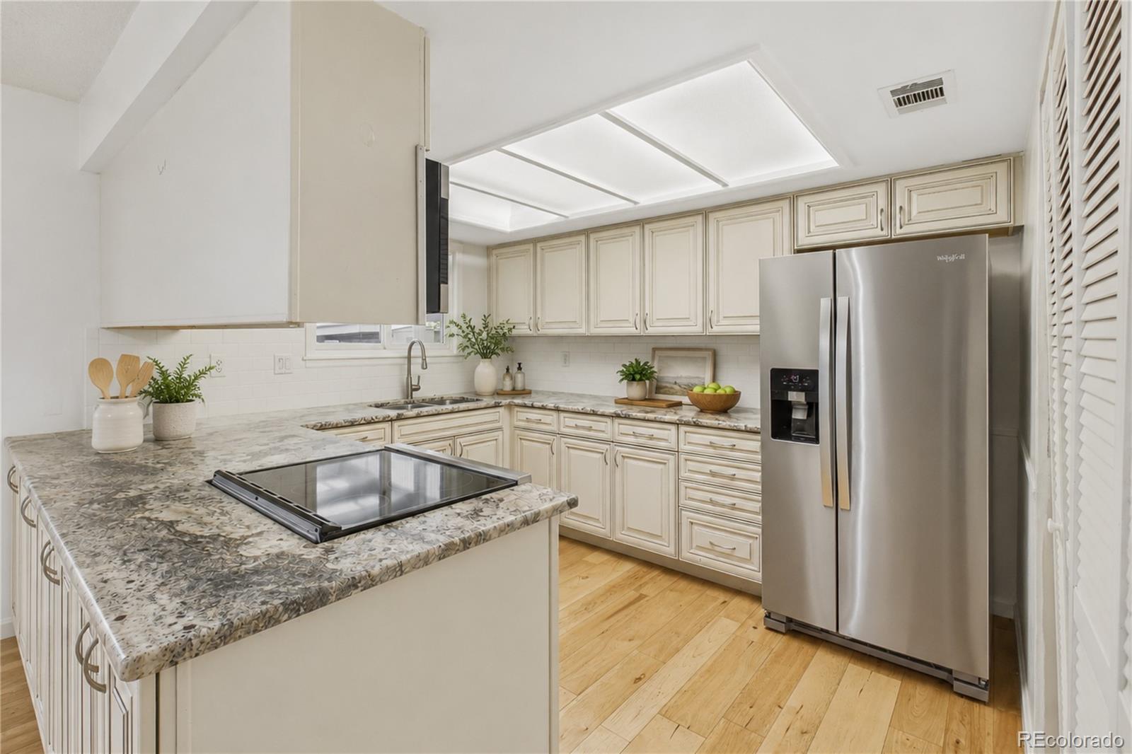 MLS Image #10 for 9024 e mansfield avenue ,denver, Colorado