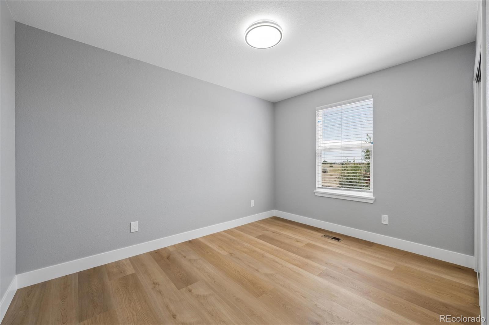 MLS Image #16 for 3046  rose hill street,strasburg, Colorado