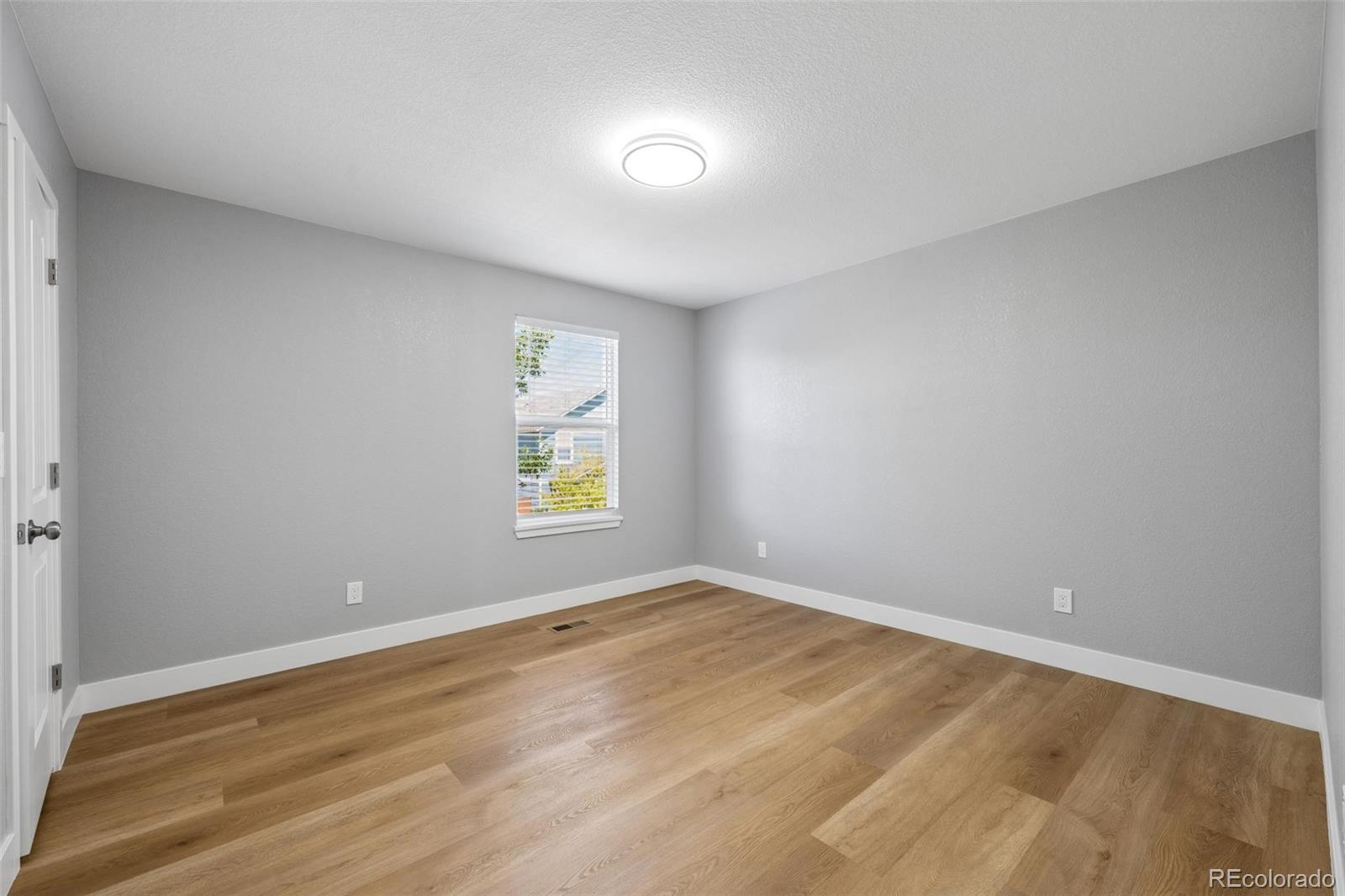 MLS Image #18 for 3046  rose hill street,strasburg, Colorado