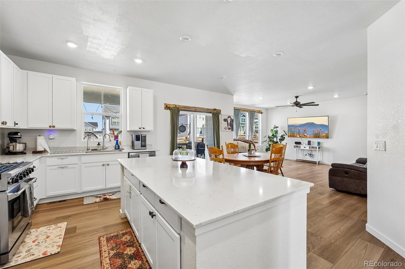 MLS Image #13 for 39592  penn road,elizabeth, Colorado