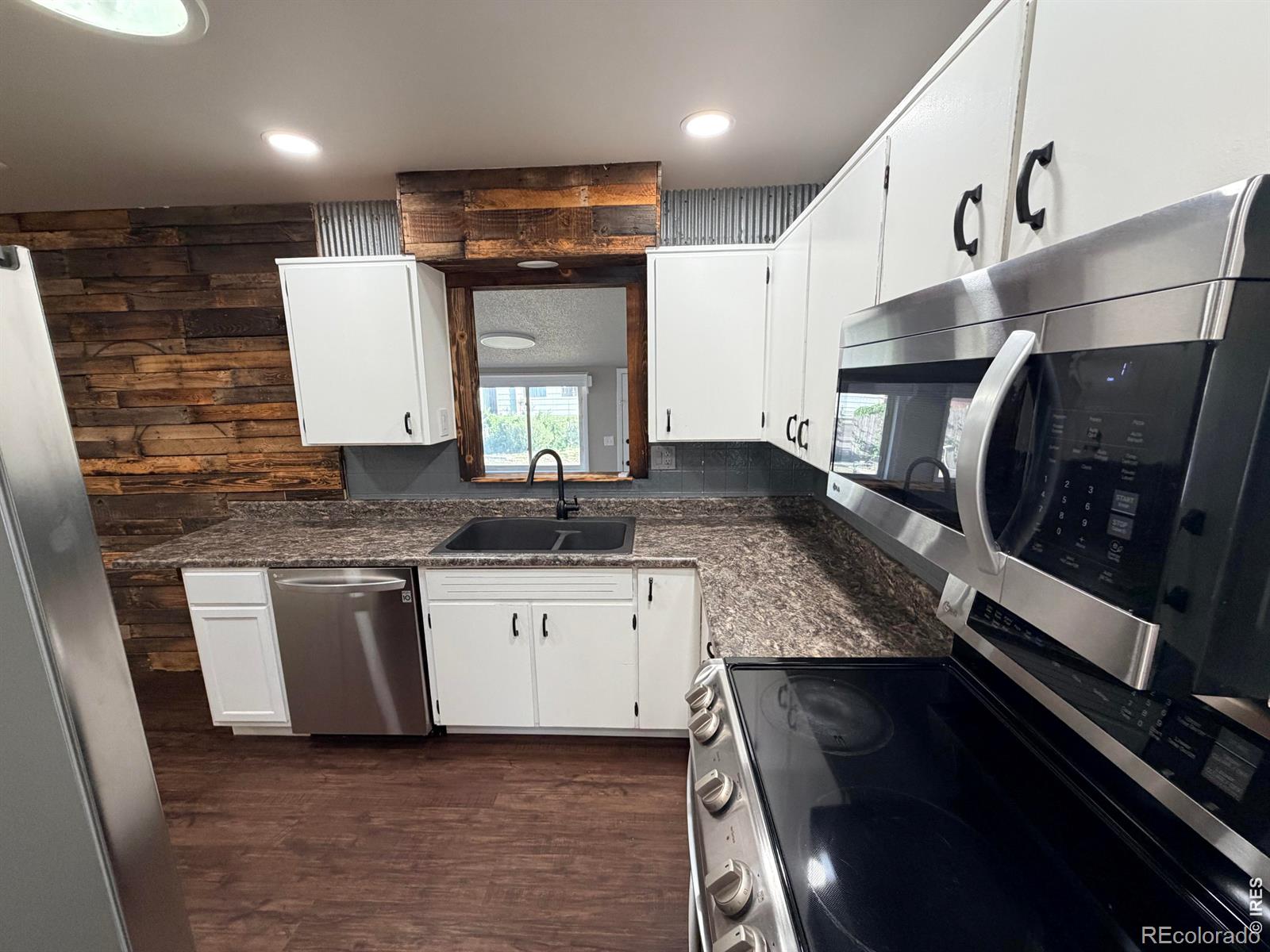 MLS Image #3 for 2822 w 12th street,greeley, Colorado