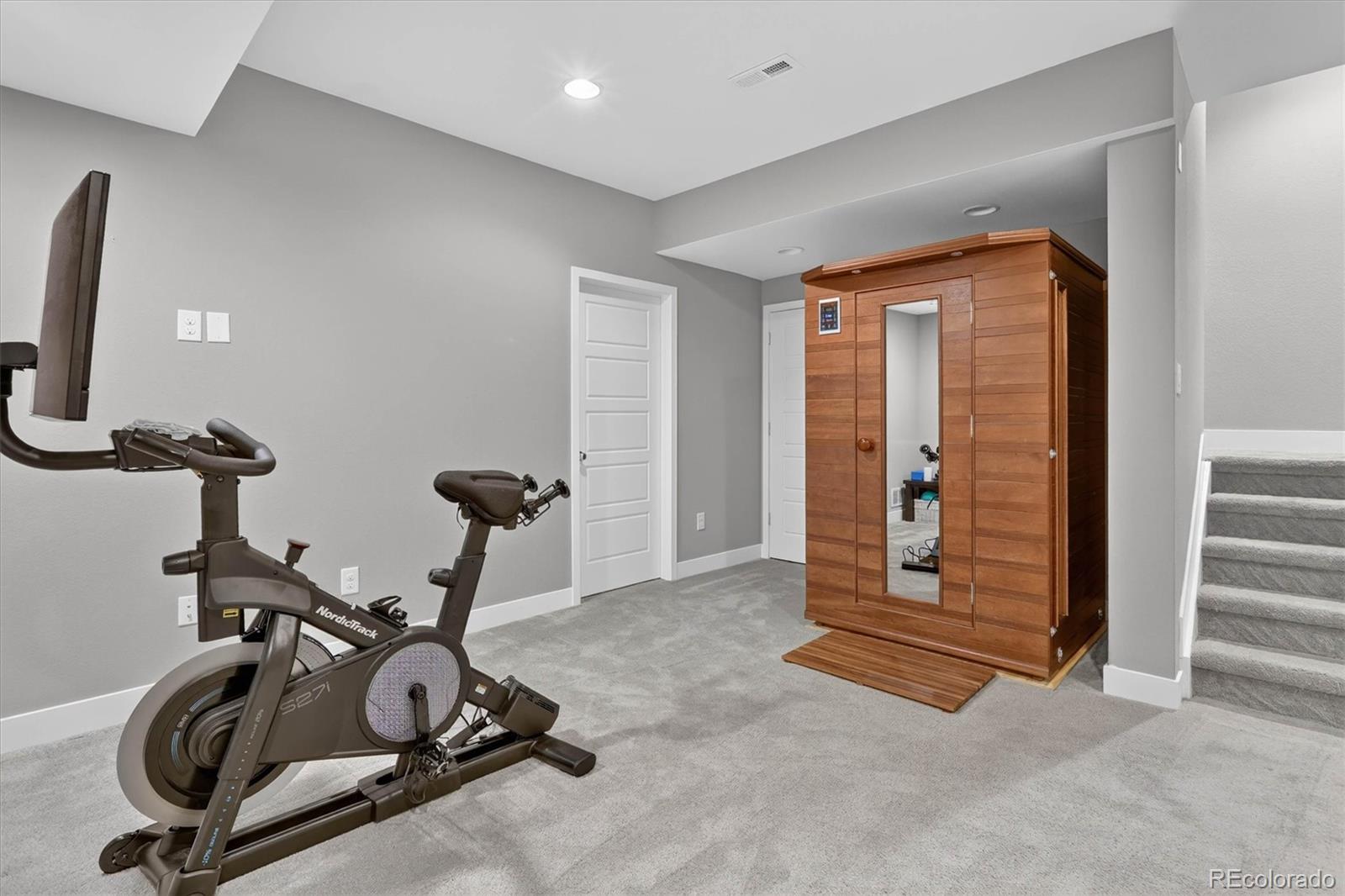 MLS Image #27 for 6048  beeler court,denver, Colorado
