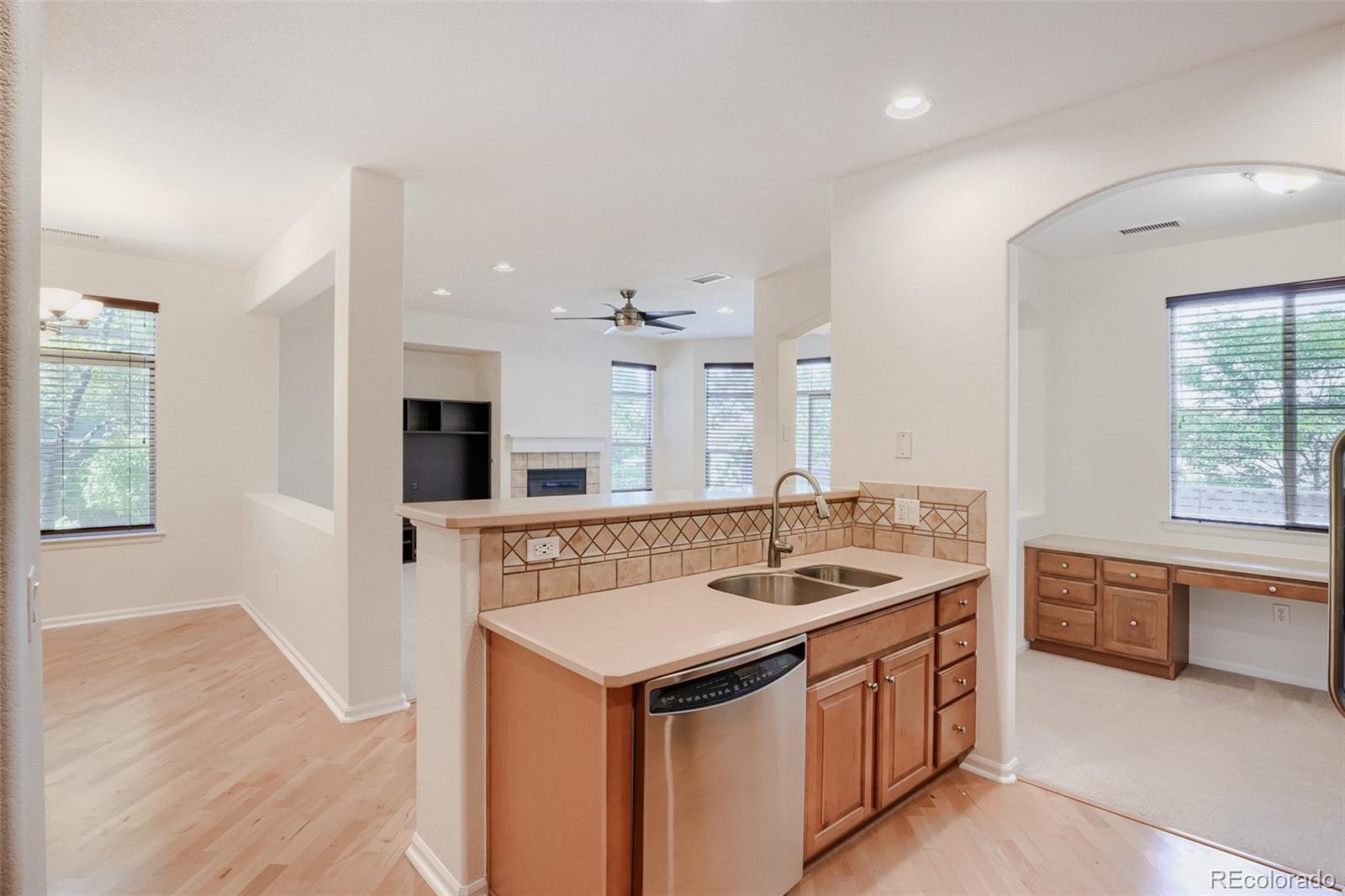 MLS Image #13 for 609 w burgundy street,littleton, Colorado