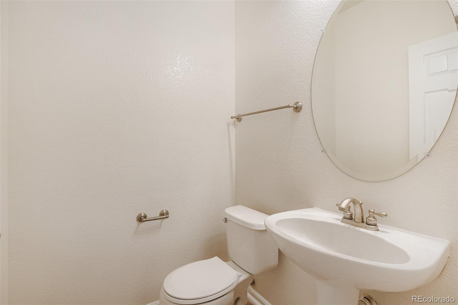 MLS Image #15 for 609 w burgundy street,littleton, Colorado