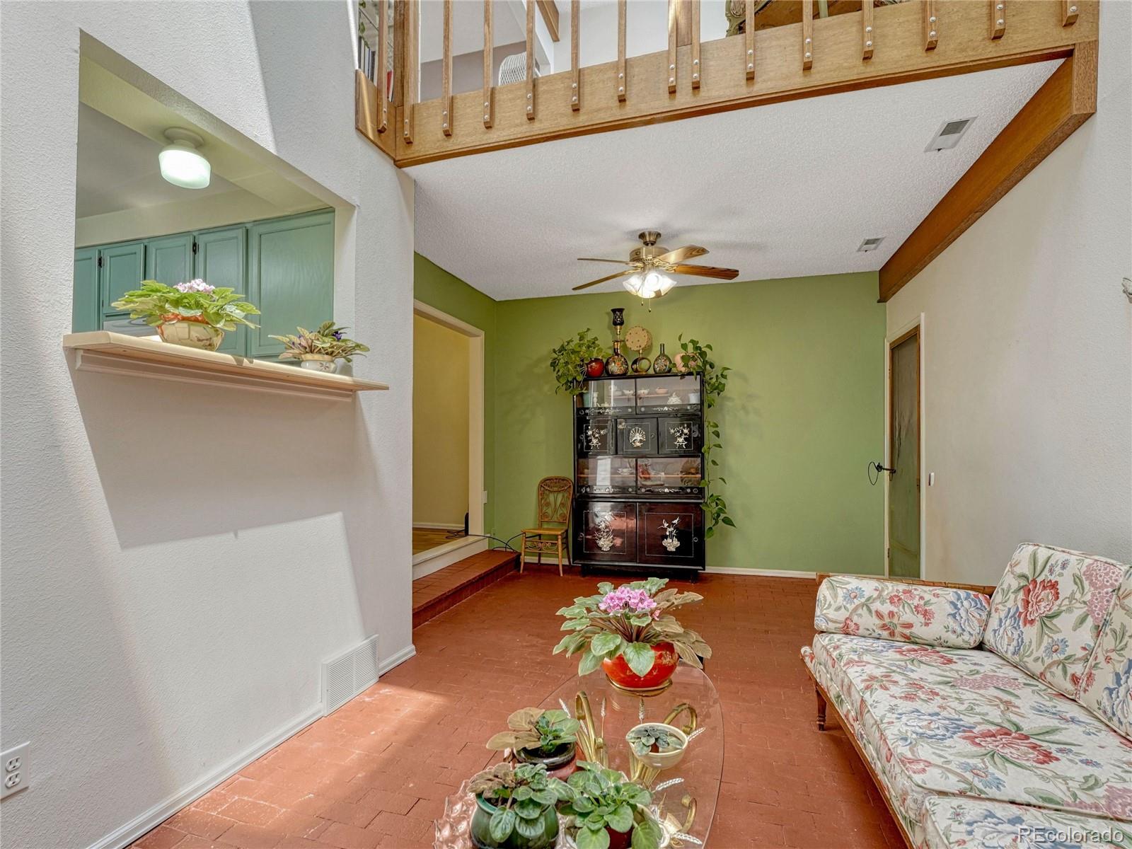 MLS Image #3 for 2005  sussex lane ,colorado springs, Colorado