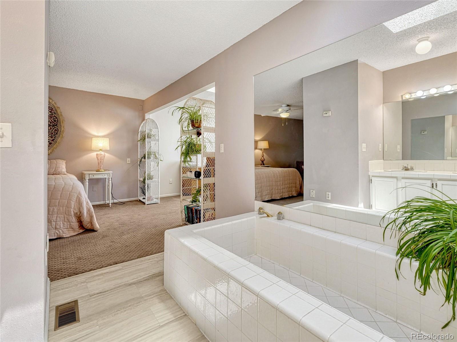 MLS Image #35 for 2005  sussex lane ,colorado springs, Colorado