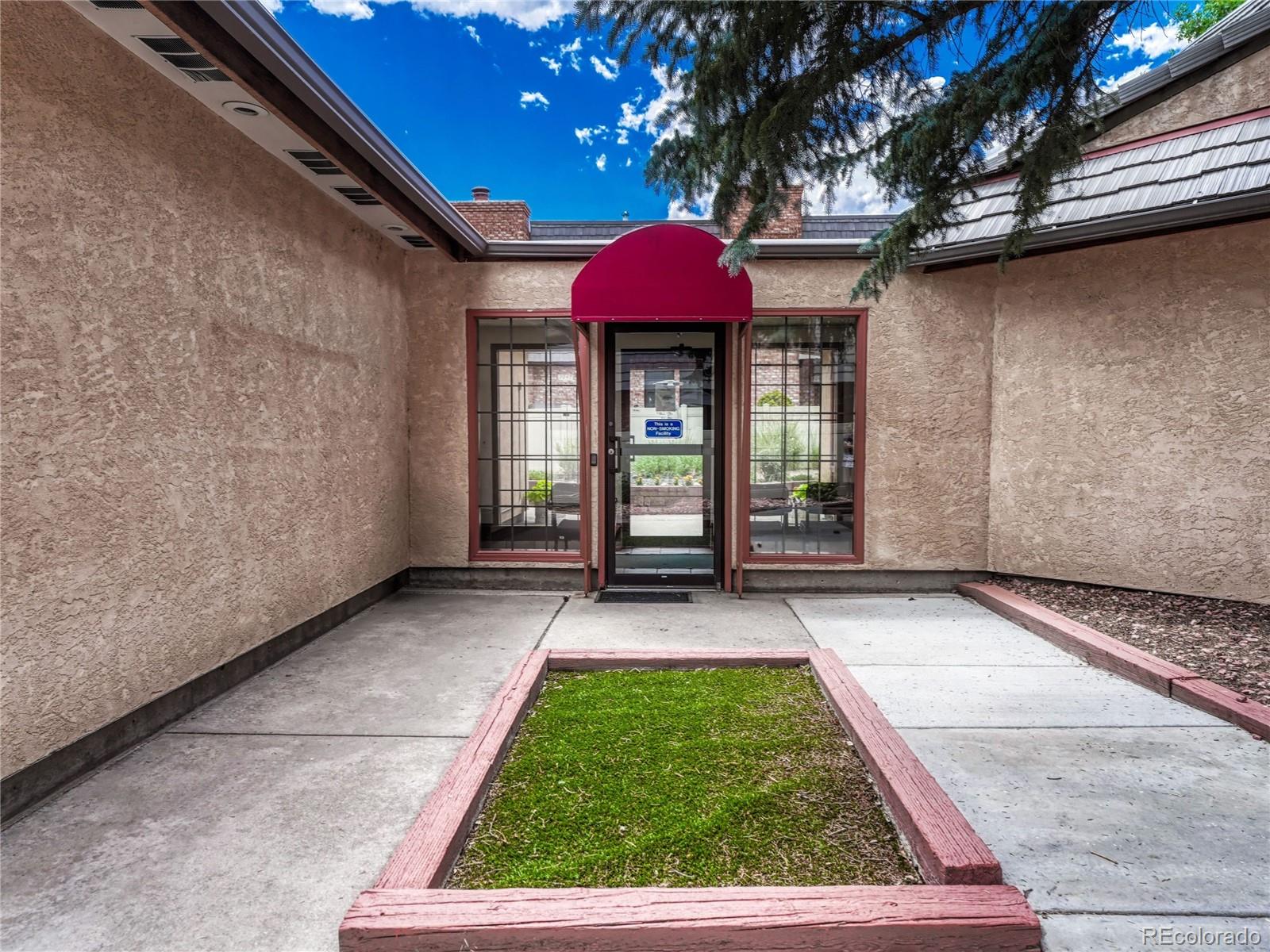 MLS Image #39 for 2005  sussex lane ,colorado springs, Colorado