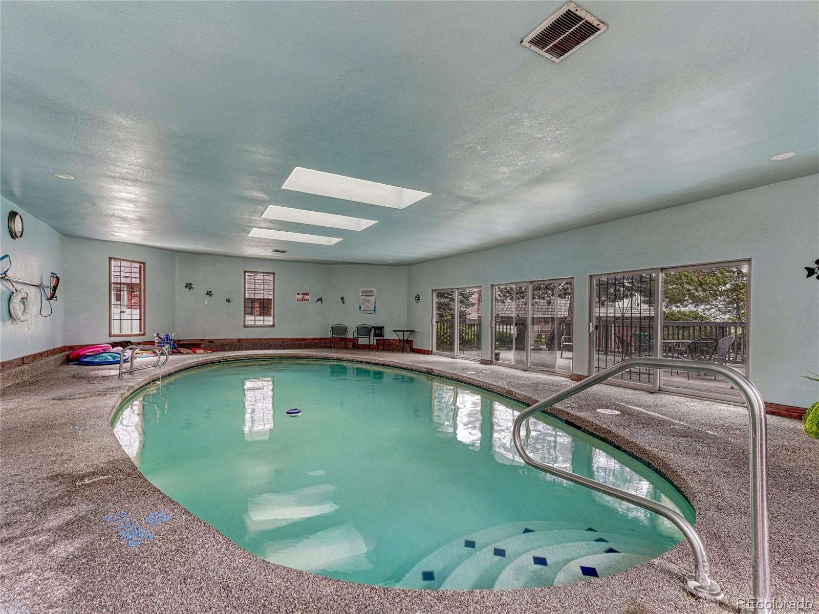MLS Image #40 for 2005  sussex lane ,colorado springs, Colorado