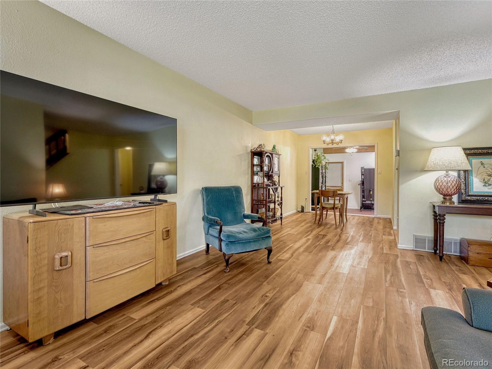 MLS Image #9 for 2005  sussex lane ,colorado springs, Colorado