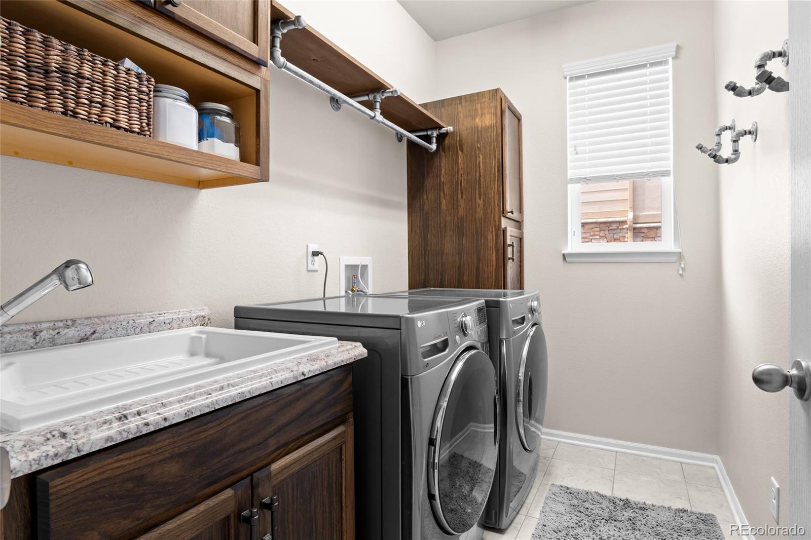 MLS Image #13 for 6678  esmeralda drive,castle rock, Colorado