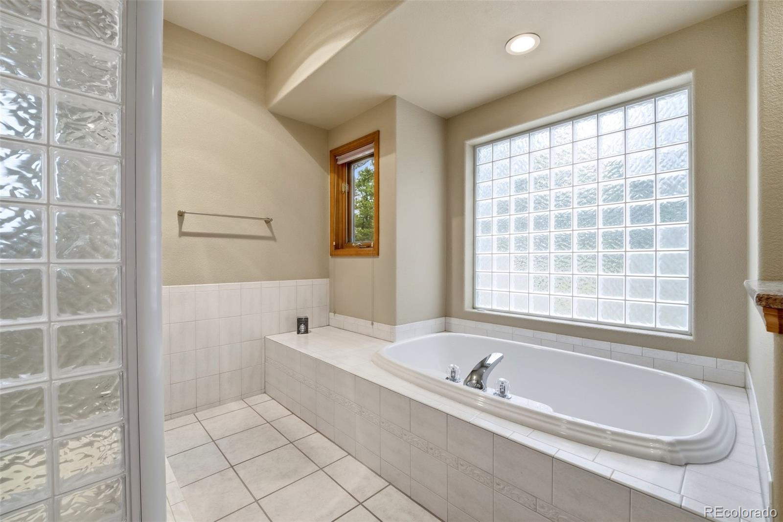 MLS Image #24 for 3925  wavy oak drive,colorado springs, Colorado