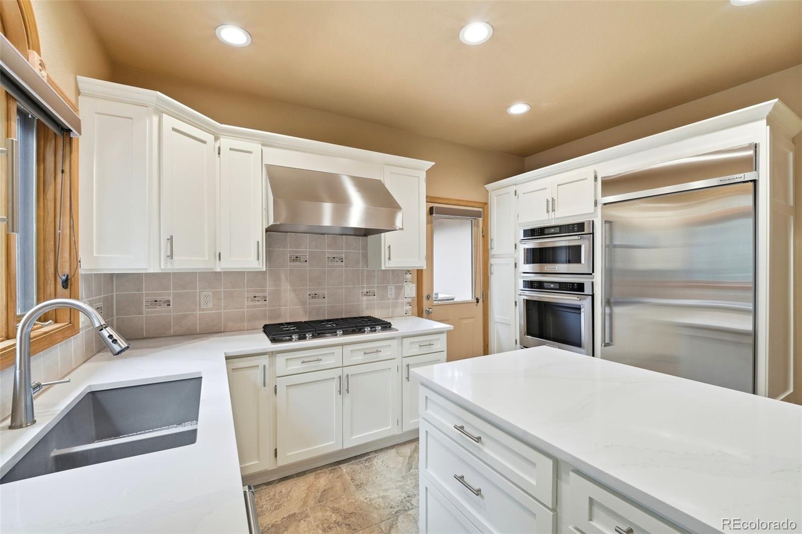 MLS Image #4 for 3925  wavy oak drive,colorado springs, Colorado
