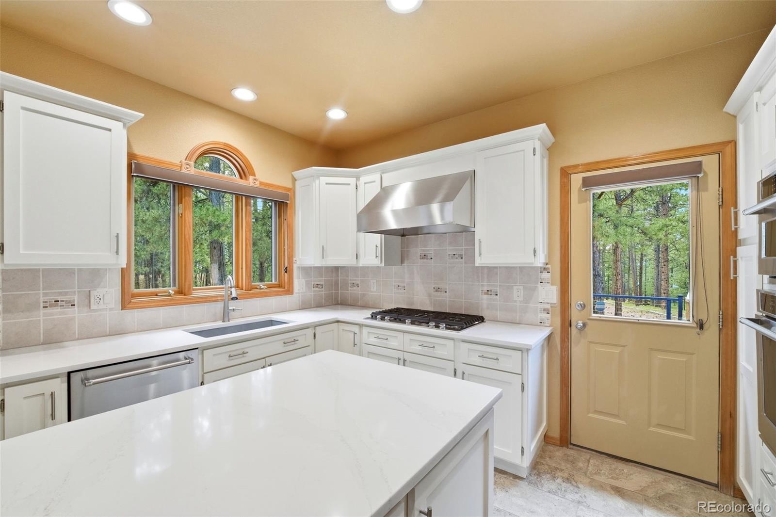 MLS Image #5 for 3925  wavy oak drive,colorado springs, Colorado