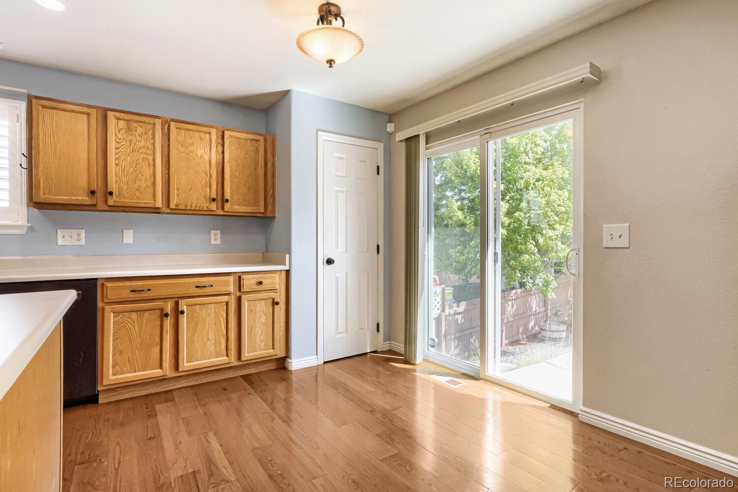 MLS Image #14 for 5556 s rome street,aurora, Colorado