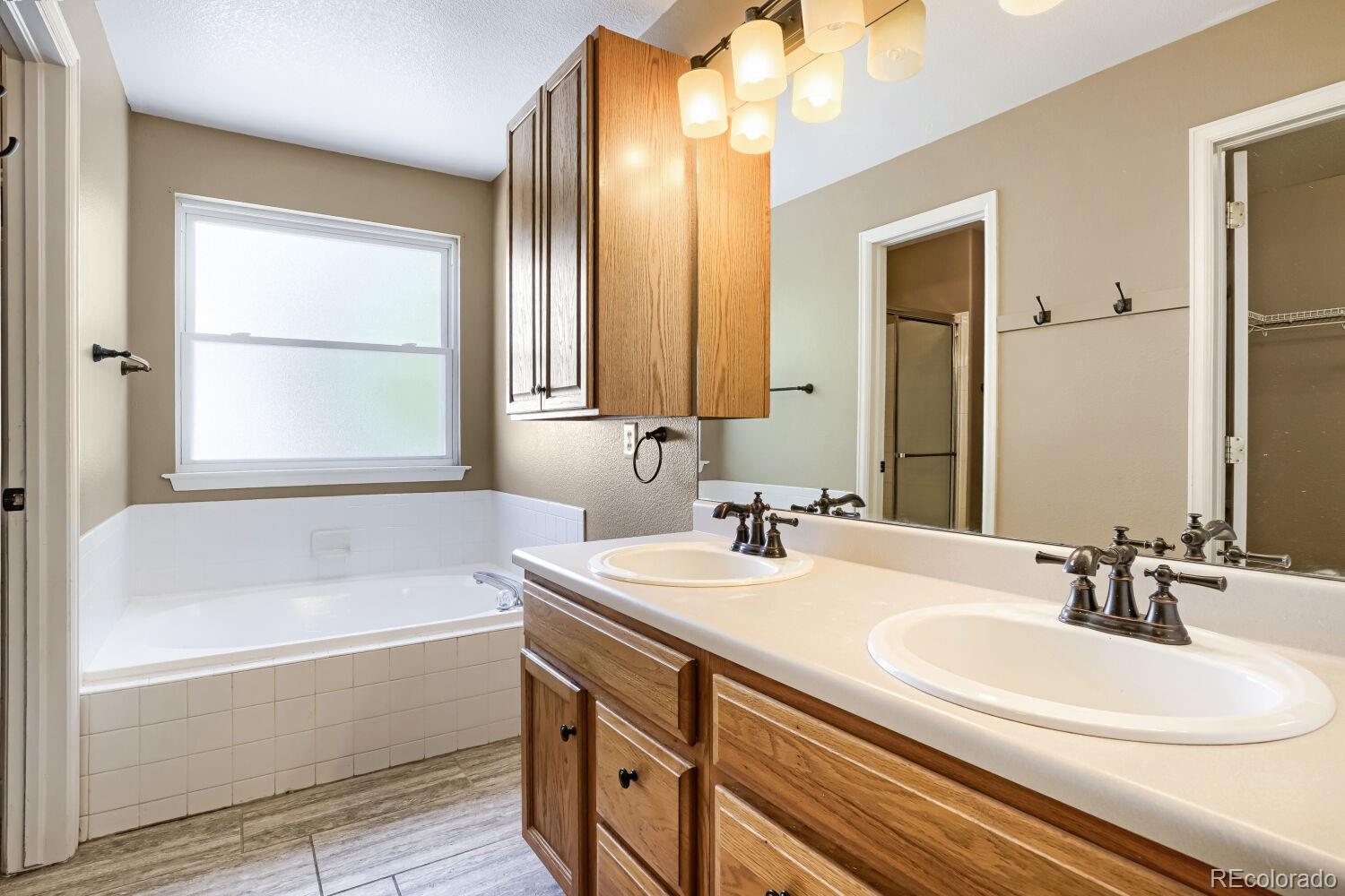 MLS Image #17 for 5556 s rome street,aurora, Colorado