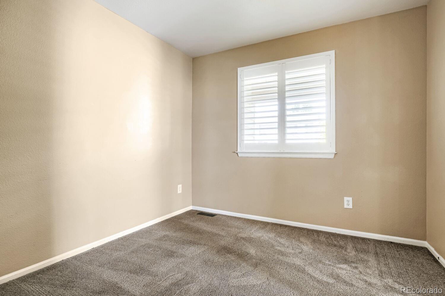 MLS Image #23 for 5556 s rome street,aurora, Colorado