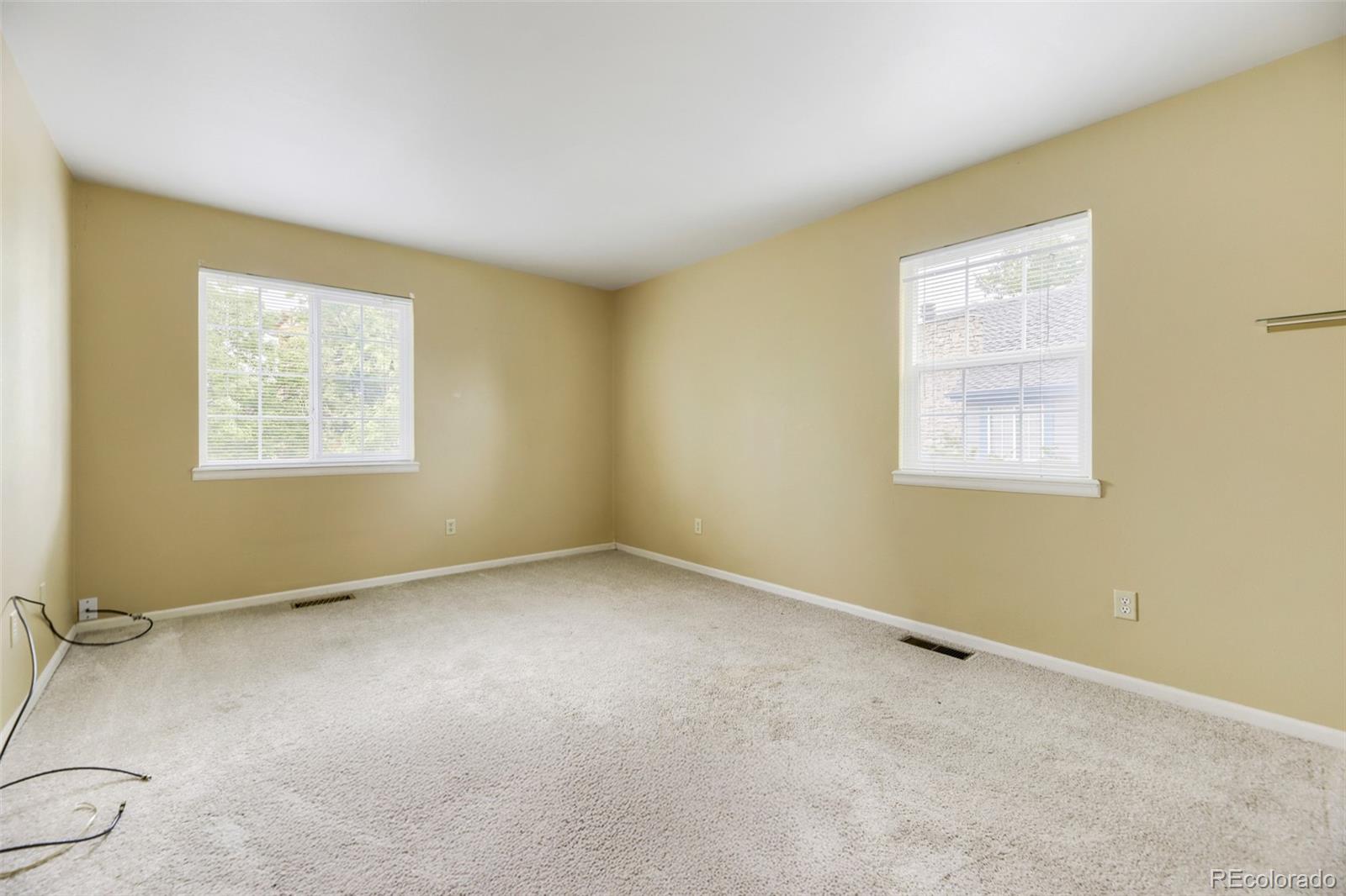 MLS Image #4 for 2405 s worchester court,aurora, Colorado